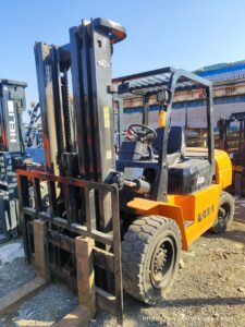 Second hand Hangzhou A50 forklift - Photo4