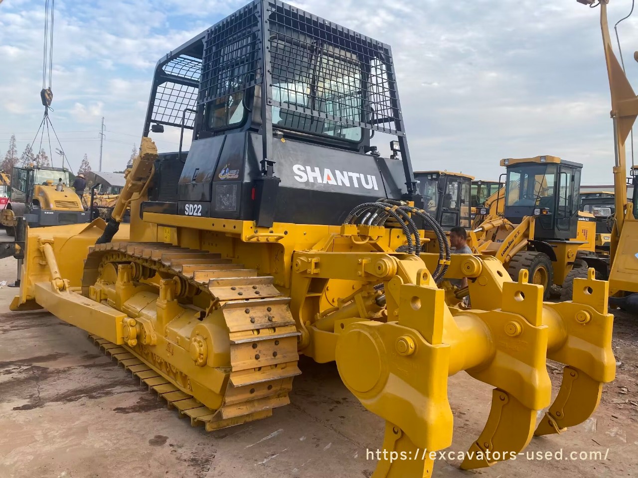 Second hand SD22 bulldozer