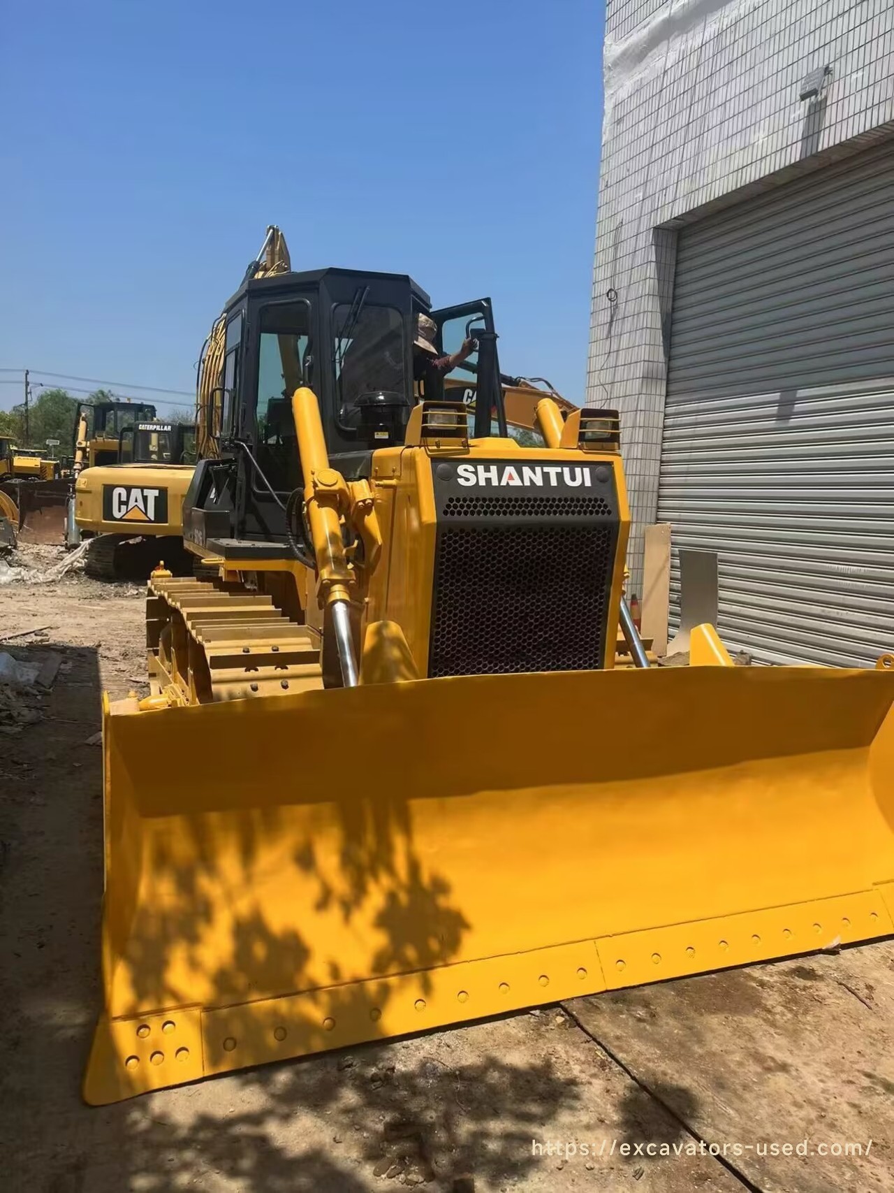 Second-hand Shantui SD16 bulldozer