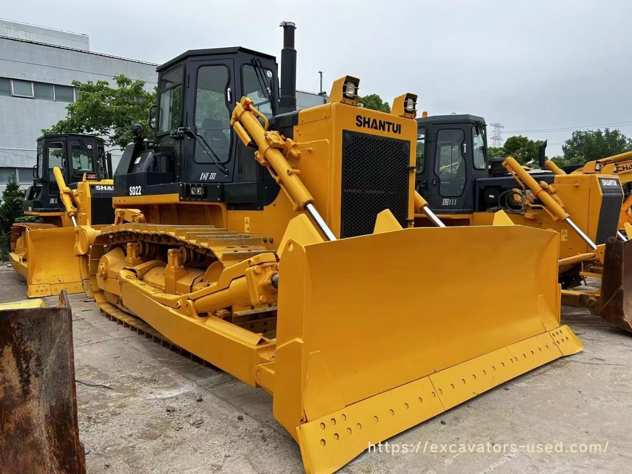 Second-hand Shantui SD22 bulldozer