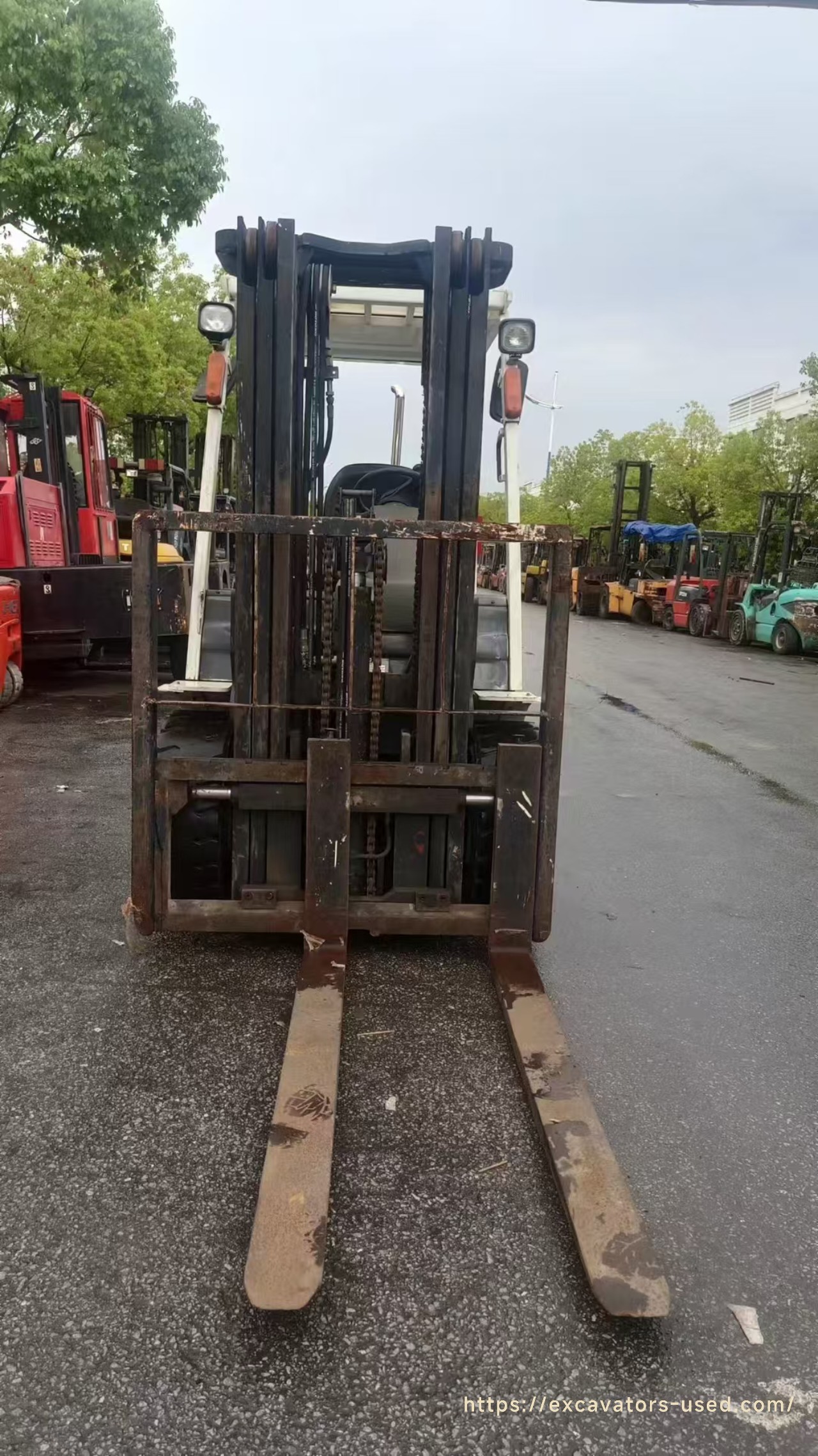 Second-hand TCM 3 ton forklift