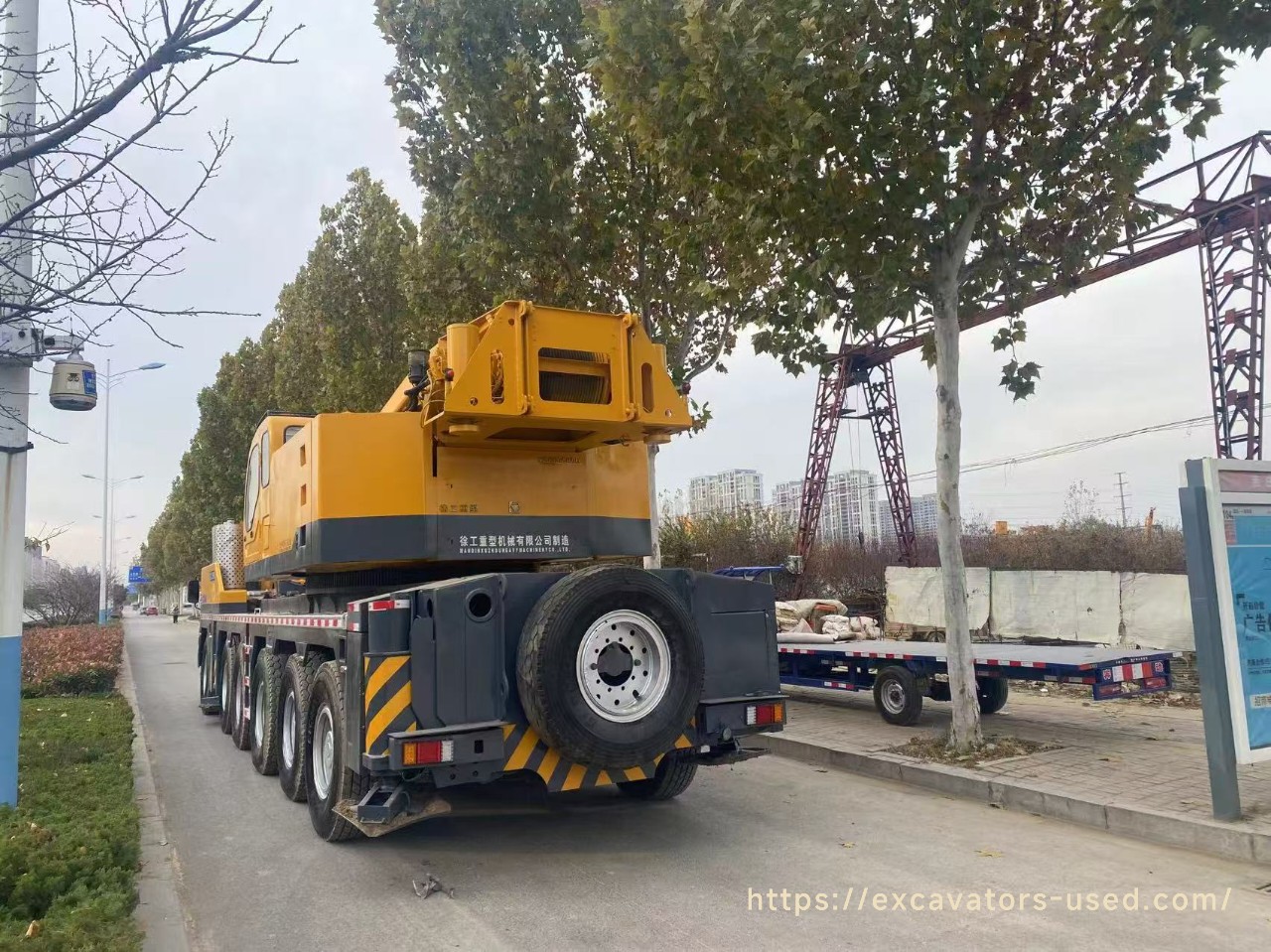 Grue XCMG QY260 d'occasion