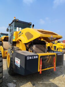 Second-hand XCMG XS223J vibratory roller - Photo3