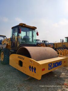 Second-hand XCMG XS223J vibratory roller - Photo5