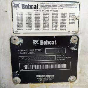 Used Bobcat S300 skid steer loader - Photo2