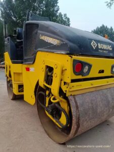 Rolo compactador Bomag BW120AD usado - Foto1