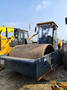 Used Carter CS78B vibratory roller - Photo5