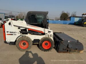 Used Caterpillar S550 skid steer loader - Photo2