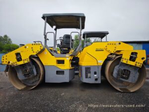 Used Delapak CC6200 road roller - Photo4