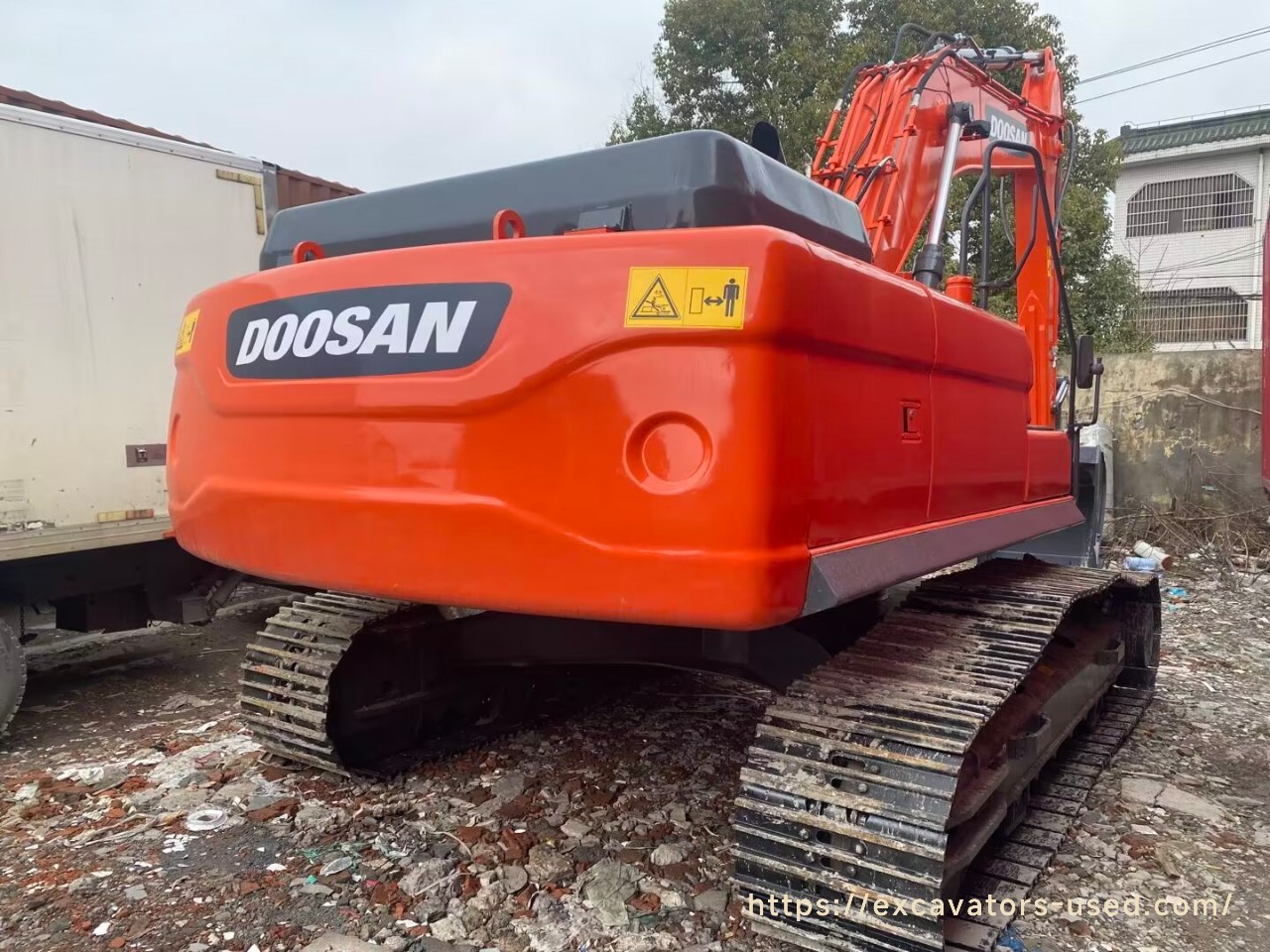 Excavadora Doosan DX300LC-9C usada