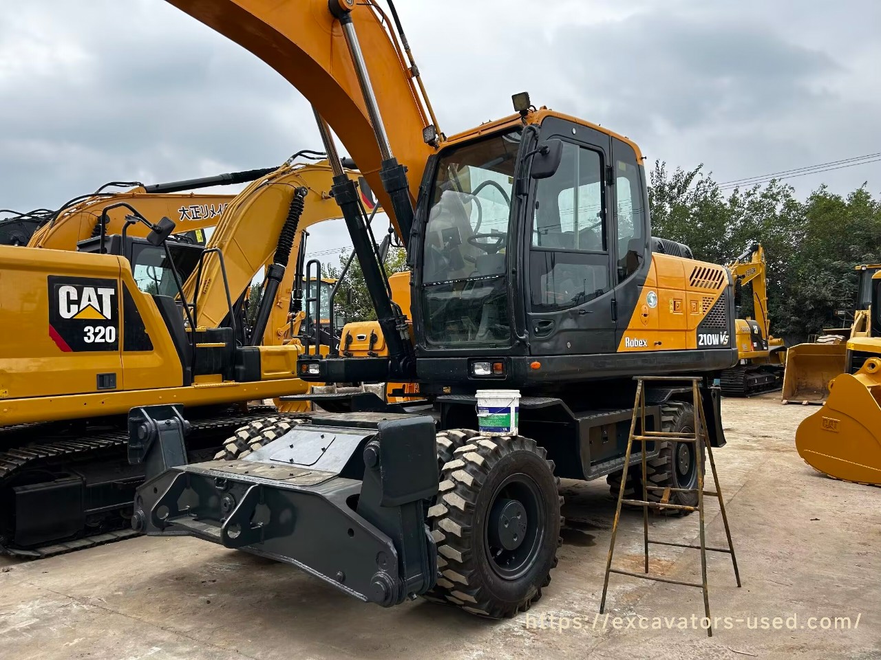 Used Hyundai 210W Wheeled Excavator