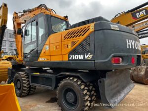 Used Hyundai 210W Wheeled Excavator - Photo5