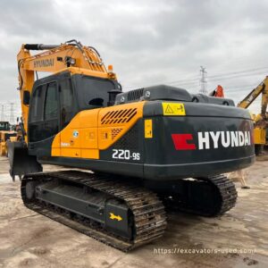 Used Hyundai 220 -9s Wheeled Excavator - Photo1