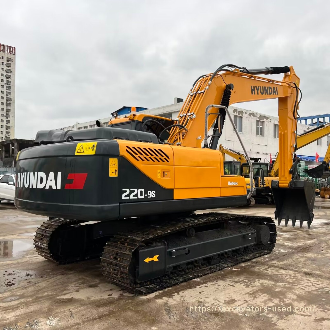 Used Hyundai 220 -9s Wheeled Excavator