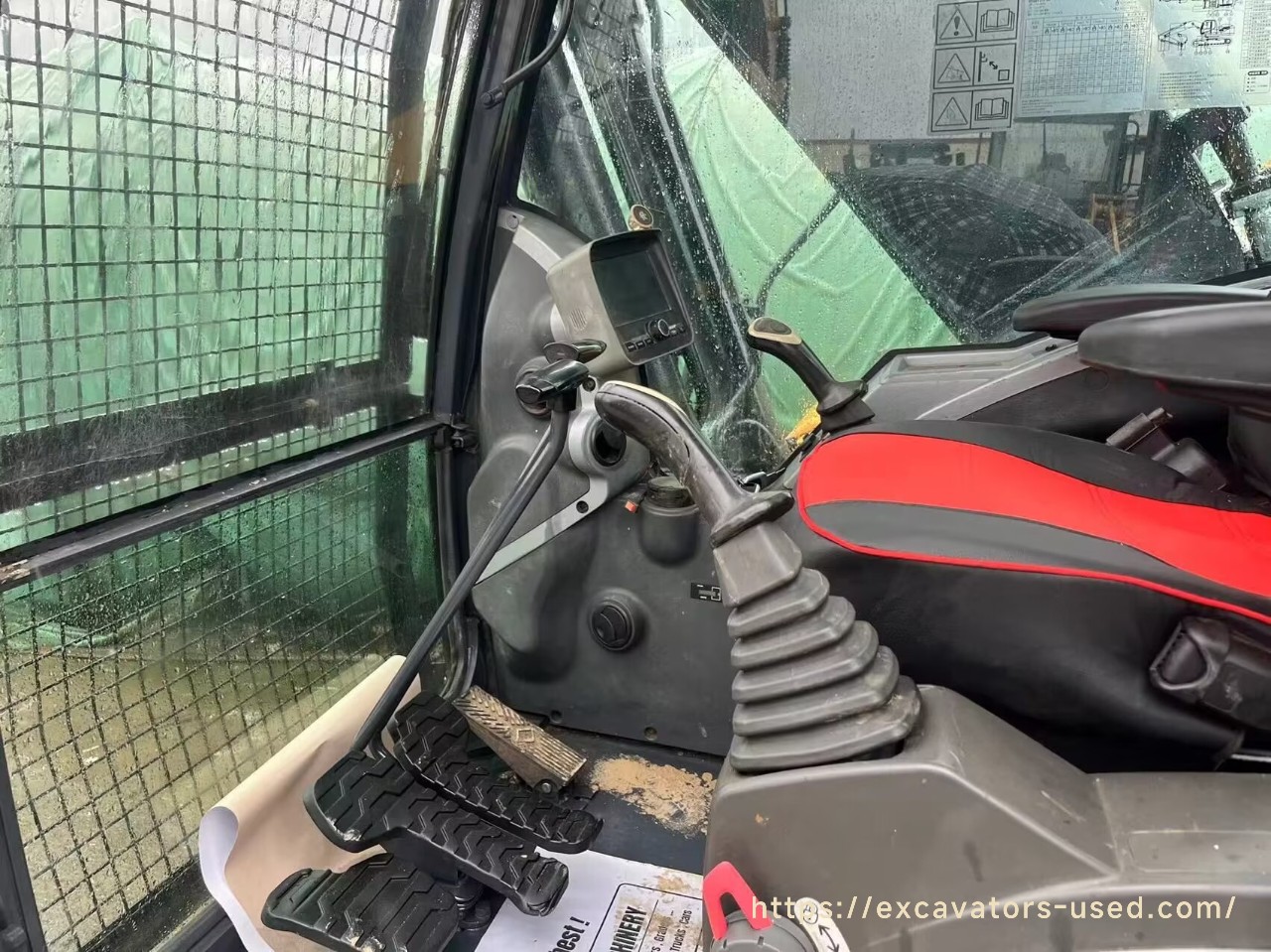 Used Hyundai 220LC -9s Wheeled Excavator