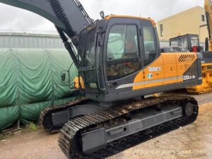 Used Hyundai 220LC -9s Wheeled Excavator - Photo3