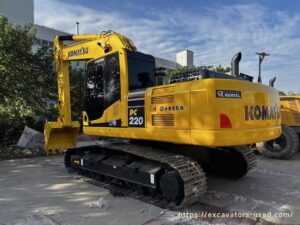 Used Komatsu PC220 Excavator - Photo3