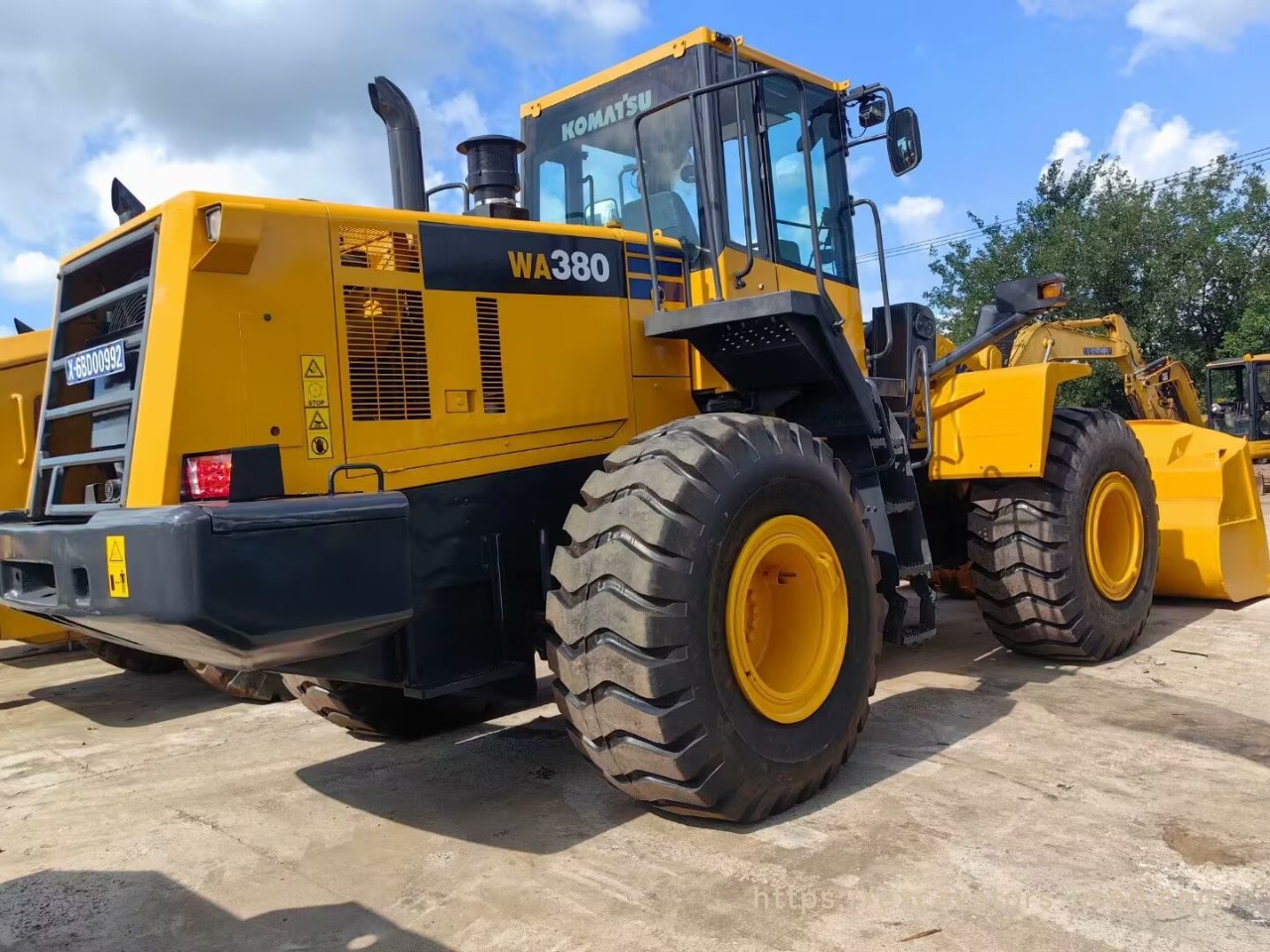 Carregador Komatsu WA380 usado