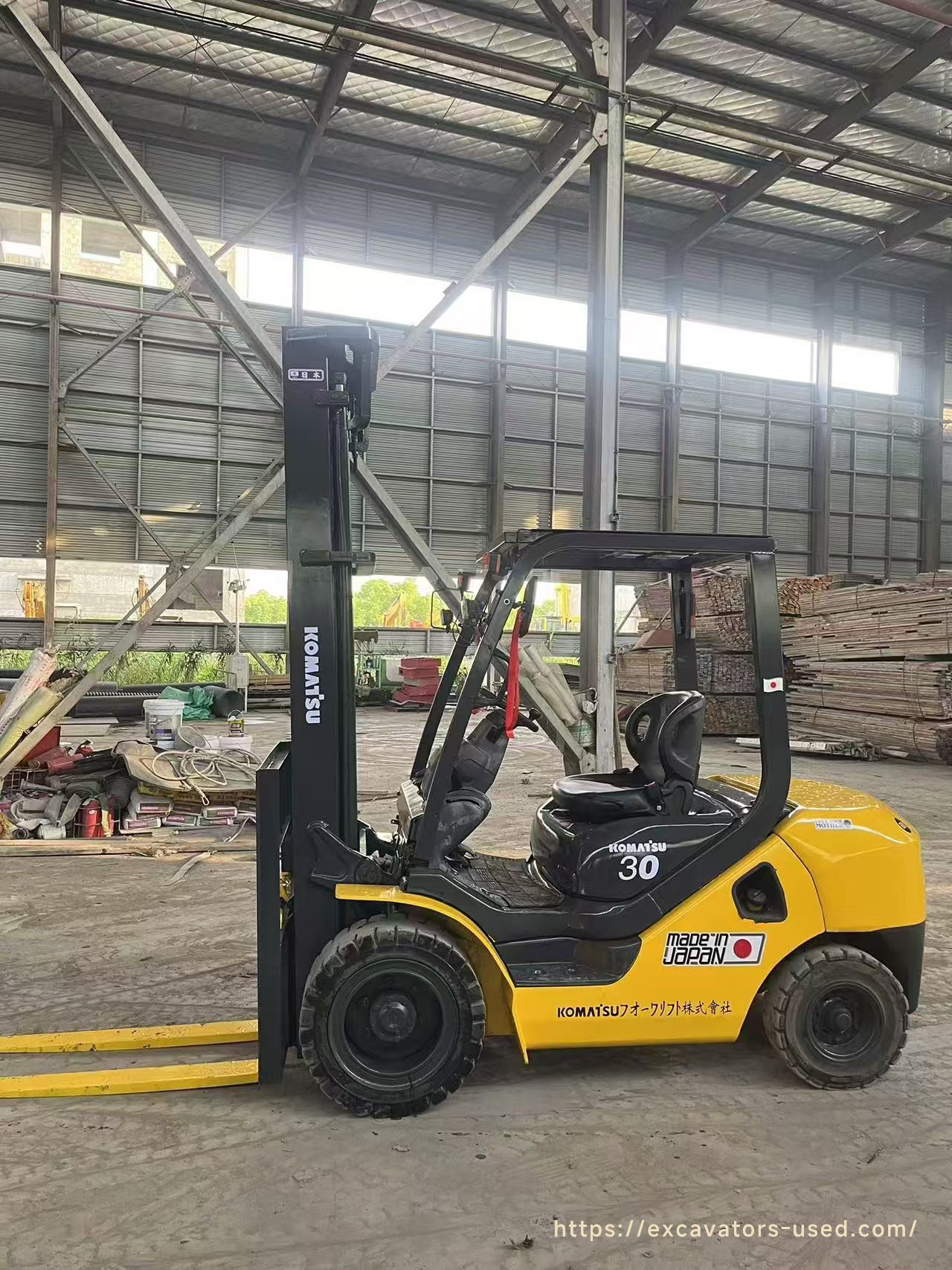 Used Komatsu high mast forklift